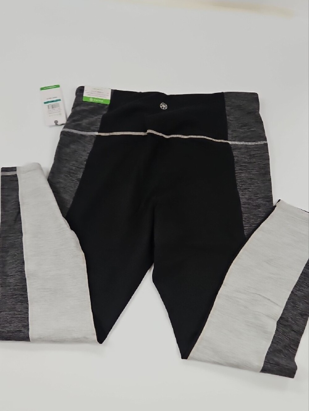 GAIAM Womans Two-Tone Gray and Black Leggings - Picture 4 of 6